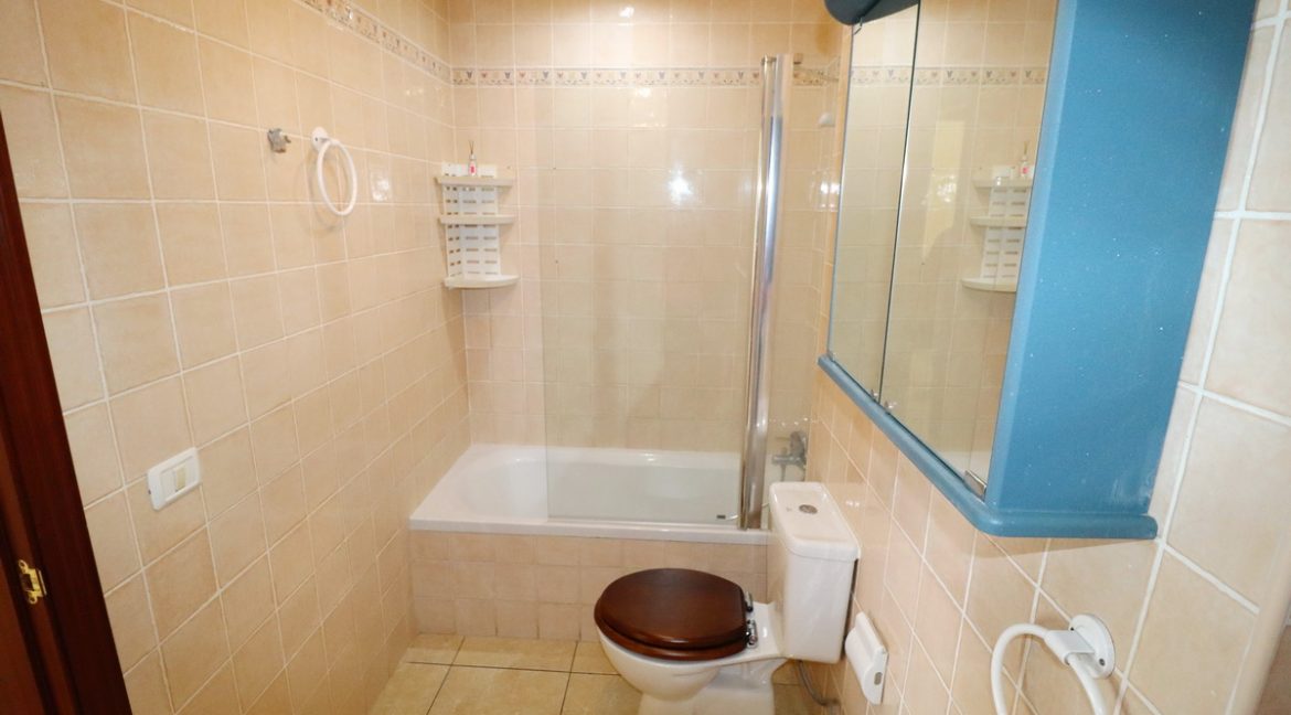 bathroomA2