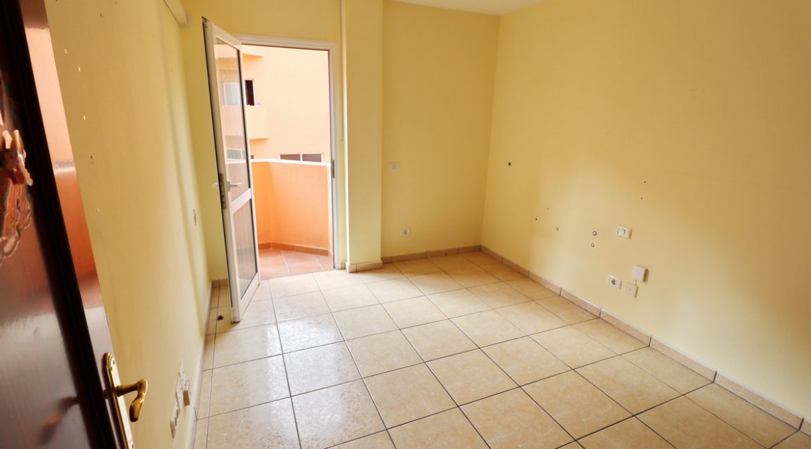 bedroom2