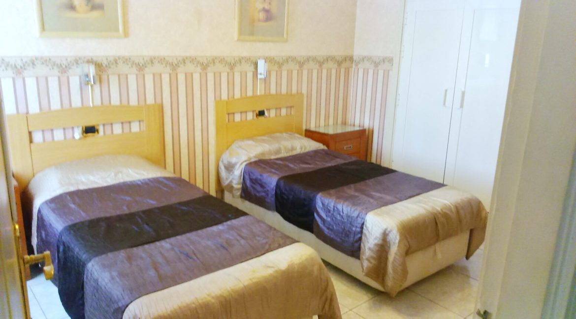 bedroom2