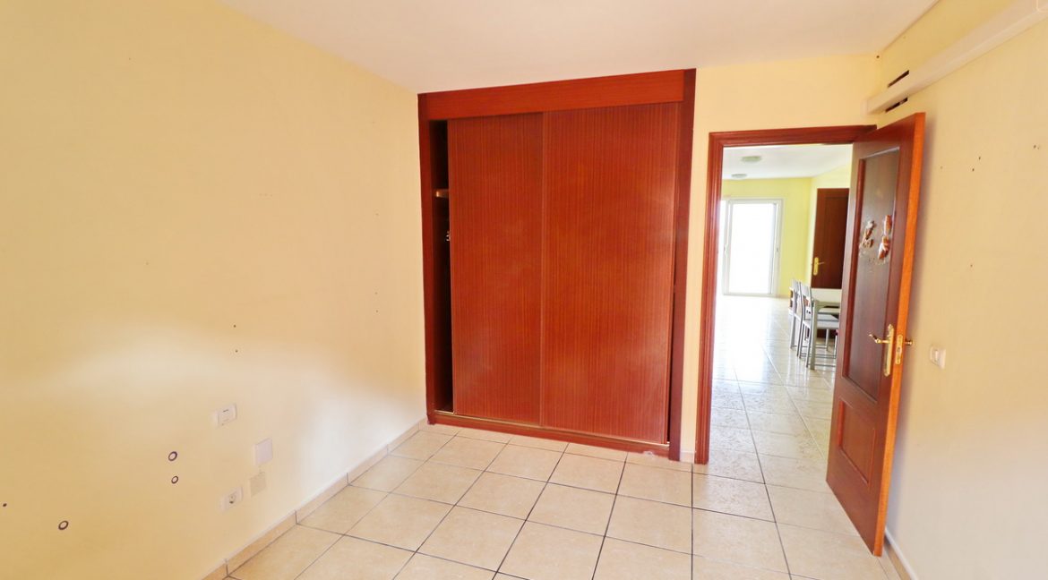 bedroom2a